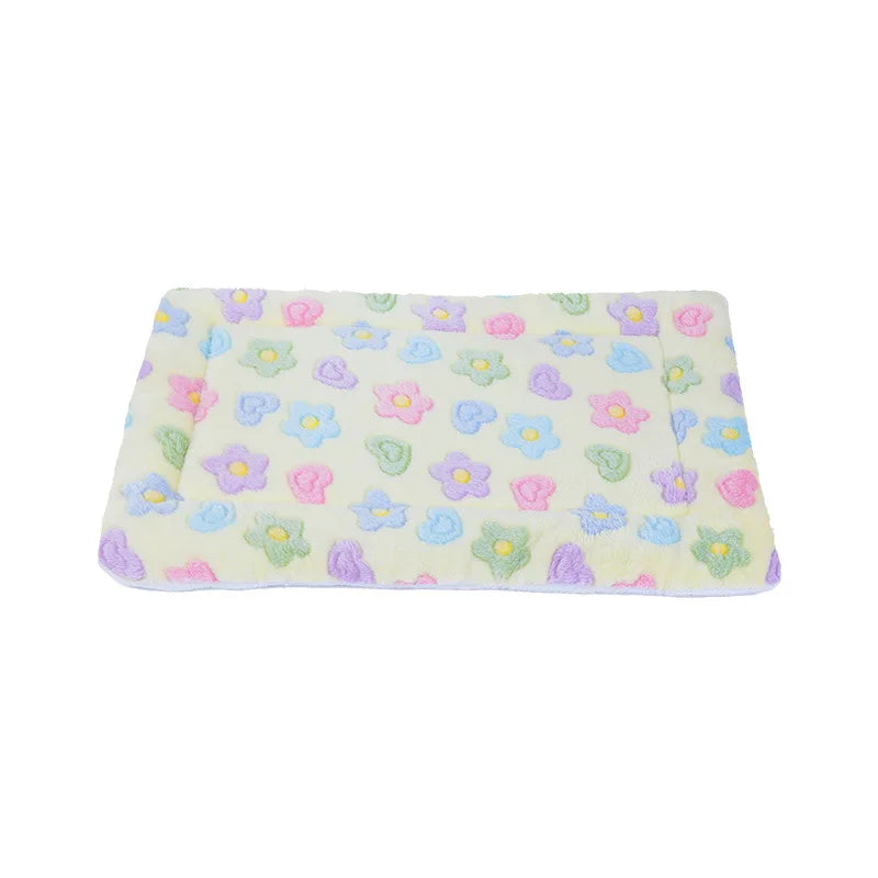 Thickened Flannel Bed Mat